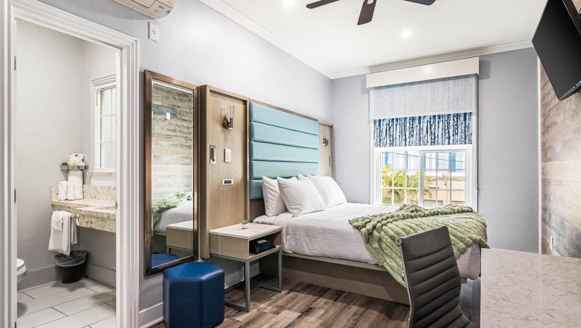Lumea By The Sea Hotel Long Beach Exterior photo
